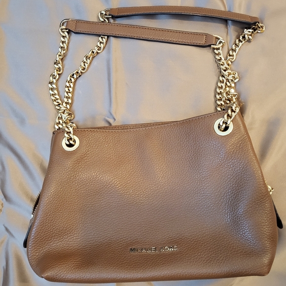 Michael Kors purse - Picture 2 of 5